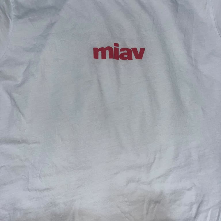 İlk Yıkamada Solan Tişört Yazısı Hayal Kırıklığı Yarattı