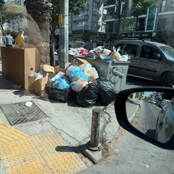 Konak'ta Çöp Sorunu Sağlığı Tehdit Ediyor