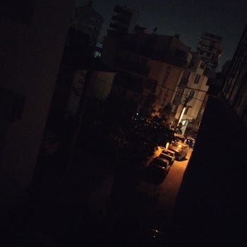 Saatlerdir Süren Elektrik Kesintisi Ve Çözümsüzlük