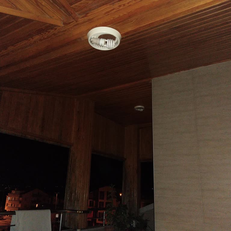 Kocaeli Kartepe’de 7 Saattir Elektrik Yok Kimse İlgilenmiyor