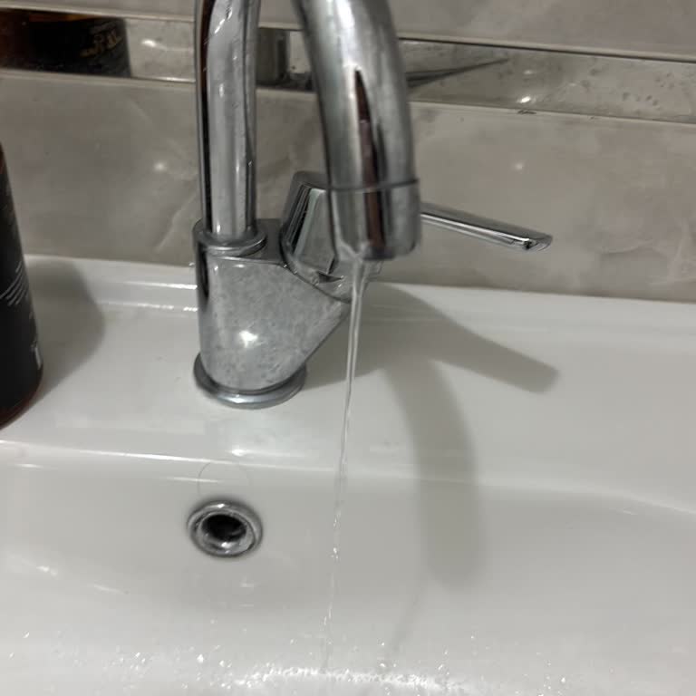 Karasu’da Sürekli Ve Plansız Su Kesintileri Mağduriyet Yaratıyor