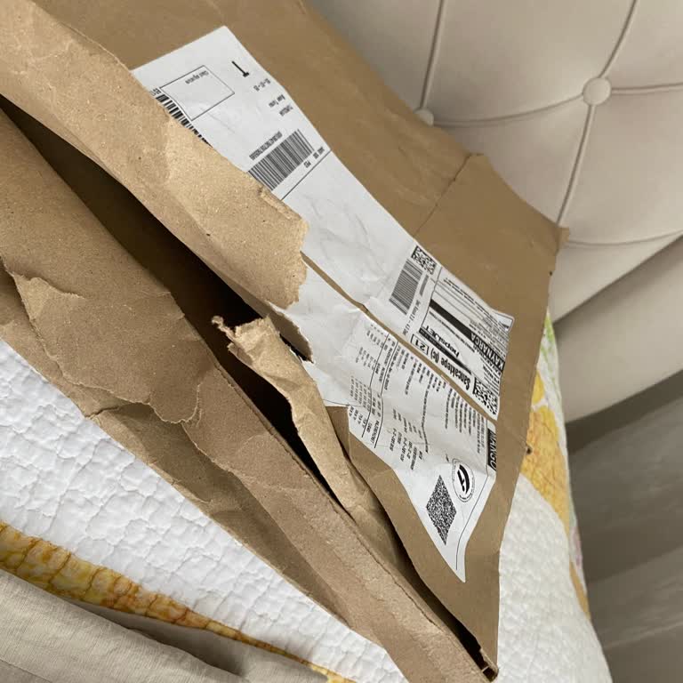 Teslimatta Açılmış Ve Eksik Ürün Mağduriyeti Yaşadım