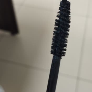 İnternetten Alınan Rimel Kurumuş Ve Kullanılamaz Geldi