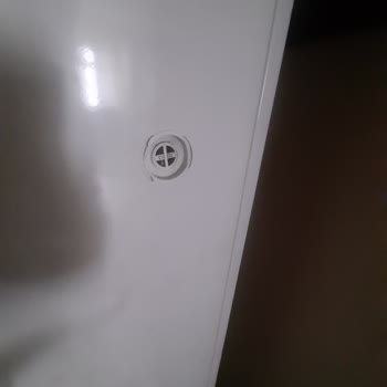 Bosch Soğutucu Sürekli Arıza Yapıyor, Garanti Sorumluluk Almıyor