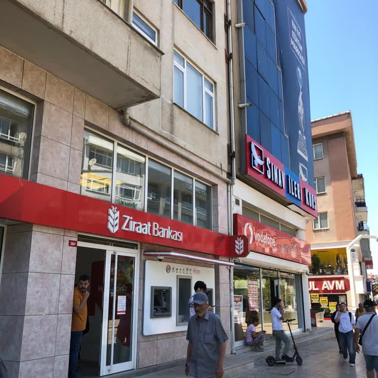 Ziraat Bankası'nda İlgisizlik Ve Ulaşılmaz Temsilciler