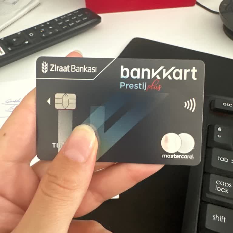 Yanlış Soyadıyla Gelen Kart Ve Lounge Hizmeti Sorunu