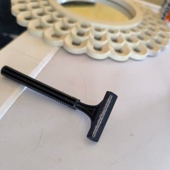 Arko Tıraş Bıçakları İle Tıraş Olamadan Yüzüm Tahriş Oldu