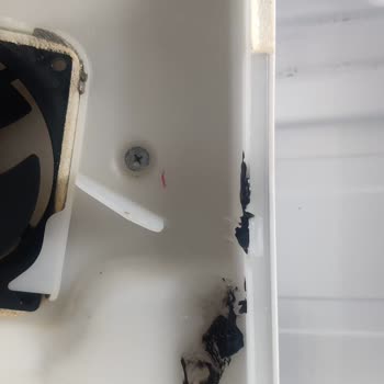 Samsung Buzdolabında Tehlikeli Tasarım Ve Yangın Riski