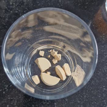 Aldığım Vitaminlerin Tamamı Kırık Ve Toz Halinde Çıktı