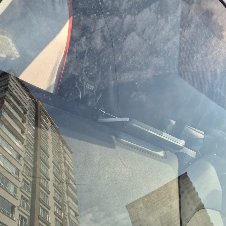 Araç Camı Hasarım İçin Eksper Onayı Gecikiyor, Mağduriyet Yaşıyorum