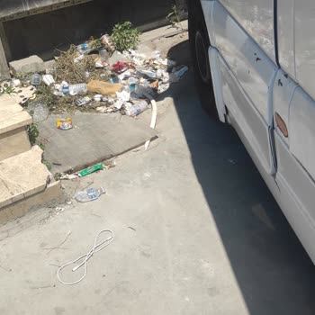 Karadolap Mahallesi'nde Sürekli Çöp Birikimi Ve Yetersiz Temizlik