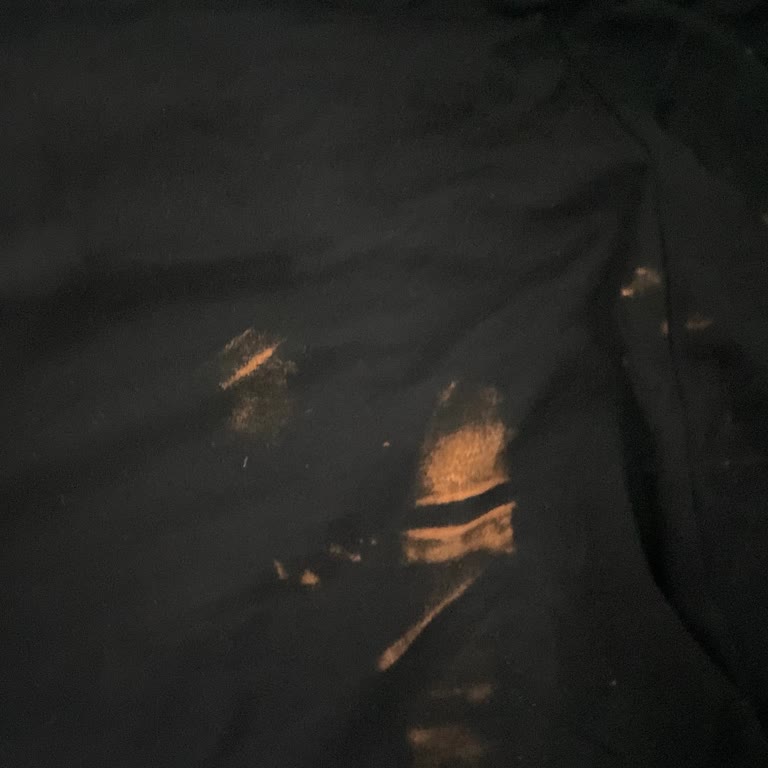 Eksik Paketleme Nedeniyle Çamaşır Suyu Giysimi Mahvetti