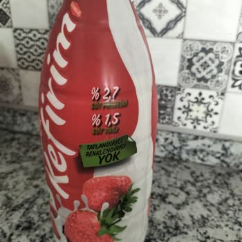 Aldığım Kefirler Sürekli Bozuk Çıkıyor, Taze Ürün Beklerken Hayal Kırıklığı Yaşıyorum