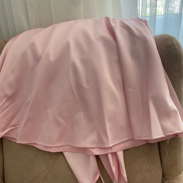 Aldığım Elbise Görseldekinden Farklı Ve İade Kabul Edilmedi