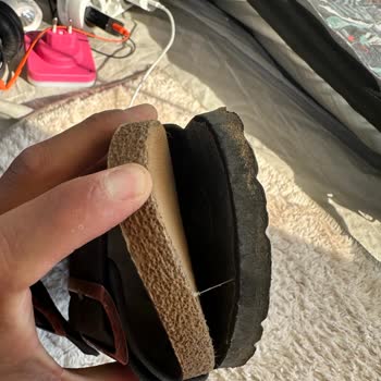 Aldığım Terlik Kısa Sürede Bozuldu, Müşteri Hizmeti Yetersiz