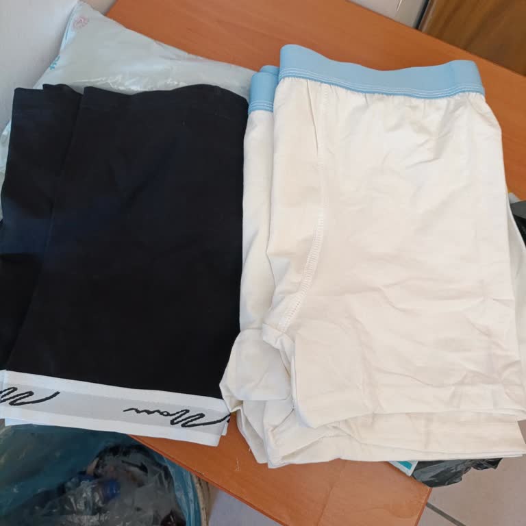 Gelen Ürünler Reklamdakiyle Alakasız Ve Kalitesiz