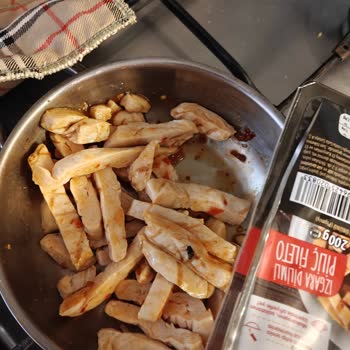 Soslu Üründen Sinek Çıktı, Tüketemedim!