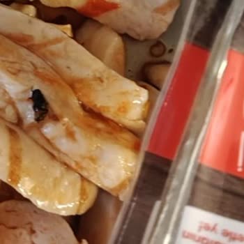 Soslu Üründen Sinek Çıktı, Tüketemedim!