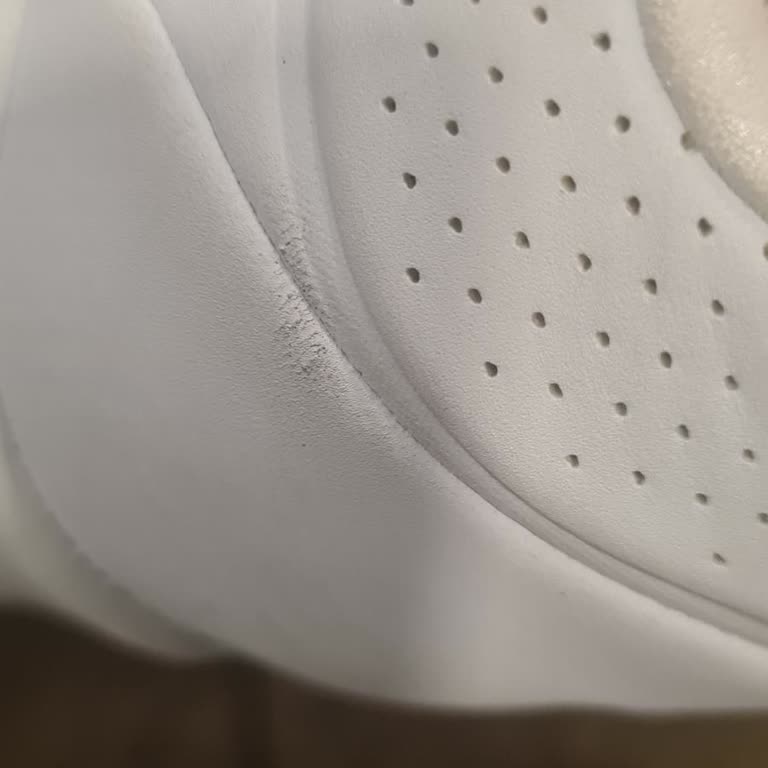 Skechers Ayakkabıda İkinci Kullanımda Deri Soyulması Sorunu