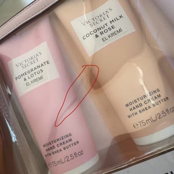 I Received a Damaged Victoria's Secret Product Covered in Scratches and Stains