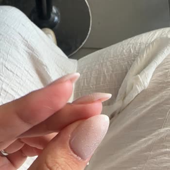 Nişan Öncesi Kötü Tırnak Deneyimi Ve Müşteri Memnuniyetsizliği