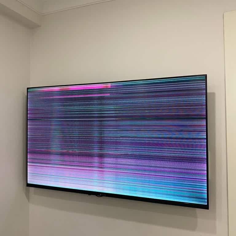 Bir Yılda Bozulan Televizyon, Ulaşılamayan Servis Ve Cevapsız Müşteri Hizmetleri