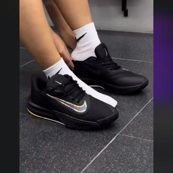 Real.footwear_ Farklı Ayakkabı Gönderdi