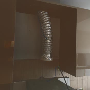 Montaj Hatası Sonucu Ankastre Cam Ocak Kırıldı, Ücretsiz Değişim Reddedildi