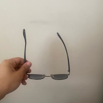 Kırık Gelen Gözlük Ve İletişimsizlik Sorunu