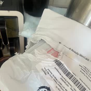 Siparişimdeki Paket Yırtılmış Ve Mahremiyetim İhlal Edildi