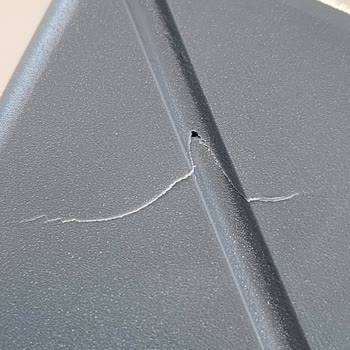 Kısa Sürede Çatlayan Masa İçin Ürün Değişimi Talebi Ve Müşteri Hizmetleri Sorunu