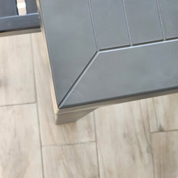 Kısa Sürede Çatlayan Masa İçin Ürün Değişimi Talebi Ve Müşteri Hizmetleri Sorunu