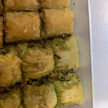 Baklavada Karınca Çıkması Ve Memnuniyetsizlik