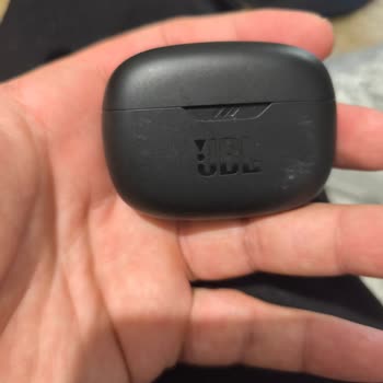 Aldığım Çizik Ürün Defalarca İade Etmeme Rağmen Geri Gönderiliyor