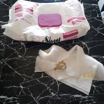 Sleepy Yüzey Temizlik Havlusundan Çıkan Şüpheli Madde Şoku