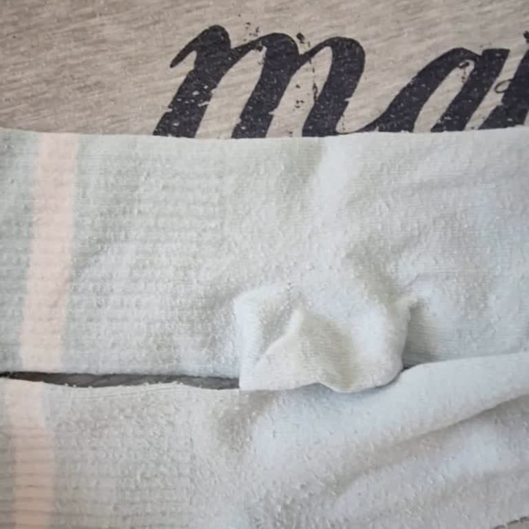 Yeni Bosch Çamaşır Makinesi Kıyafetlerde Yoğun Tüylenme Sorunu Yaşatıyor