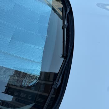 BMW F10 Cam Fitilinde Deformasyon Ve Ücretsiz Değişim Talebi