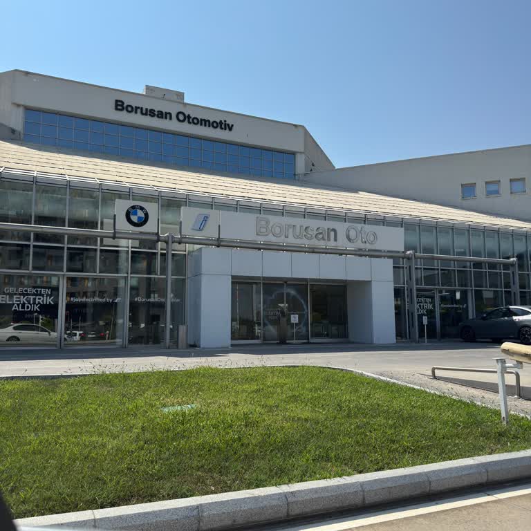 BMW F10 Cam Fitilinde Deformasyon Ve Ücretsiz Değişim Talebi