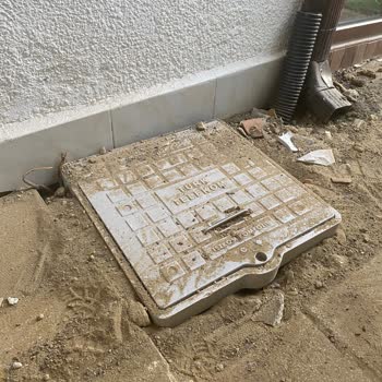 Fiber Altyapı Çalışması Hem Gecikti Hem De Kablolar Uygunsuz Bırakıldı