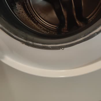 Çamaşır Makinesi Tamiri Sonrası Yaşanan Karışıklık Ve Mağduriyet