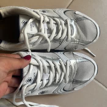 Kısa Sürede Yırtılan Ayakkabım İçin Değişim Ya Da İade Talebim Reddedildi