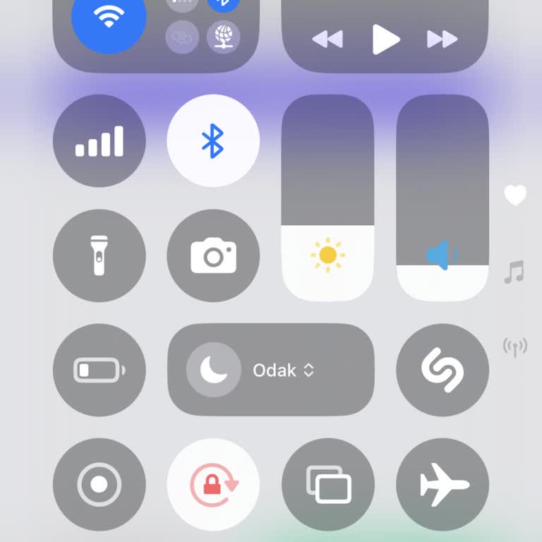 İphone 14 Cihazımda Aniden Başlayan Servis Yok Sorunu Çözülmüyor