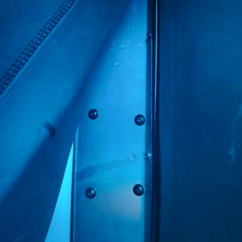 Gp Kompozit Aldığım Akvaryum Çantası Hem Su Alıyor Hem De Güvenlik Sorunu Yaşıyorum