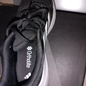 Kısa Sürede Yıpranan Ayakkabı Ve Olumsuz Müşteri Hizmeti Deneyimi