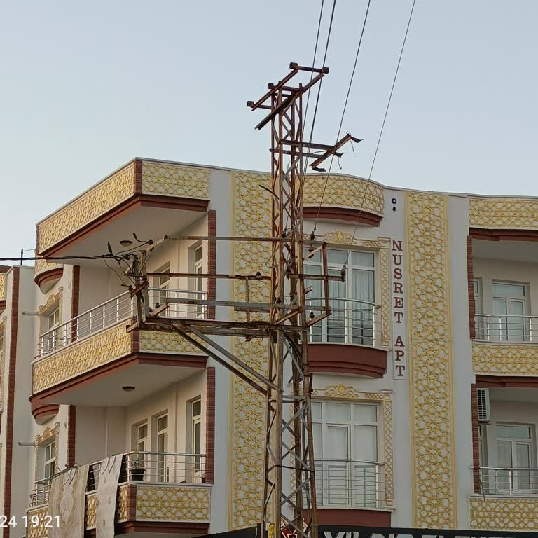 Şehir Merkezinde Saatlerce Süren Elektrik Kesintisi Mağduriyeti