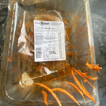 Yemekte Tavuk Kılı Ve Hijyen Eksikliği Şoku