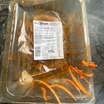 Yemekte Tavuk Kılı Ve Hijyen Eksikliği Şoku