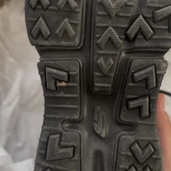 Kullanılmış Ayakkabı Sıfır Diye Gönderildi Büyük Hayal Kırıklığı Yaşadım