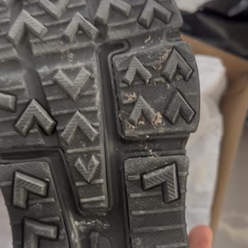 Kullanılmış Ayakkabı Sıfır Diye Gönderildi Büyük Hayal Kırıklığı Yaşadım