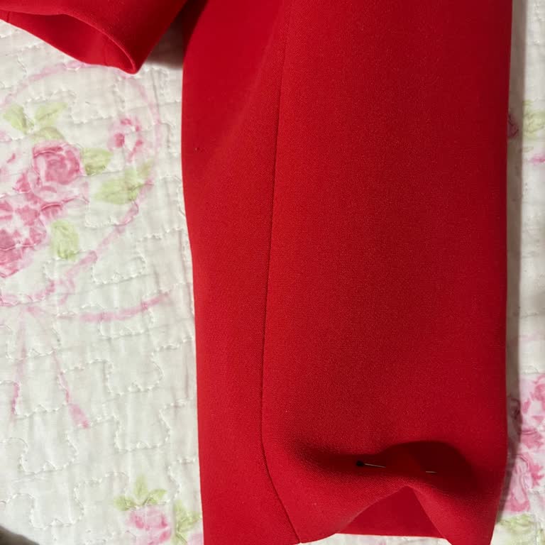 Aldığım Ürünün İçinden İğne Çıktı, Kargo Paketi Açık Geldi